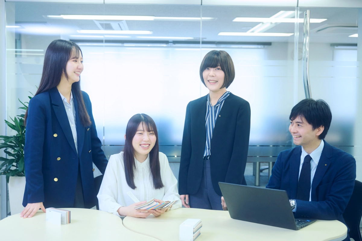 竹尾をバックから支える間接部門